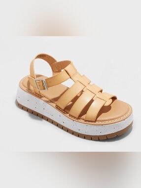 Women's Justine Platform Sandals - Universal Thread Tan 6.5